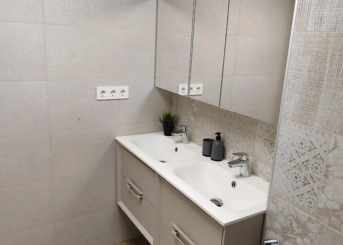 Schoene Mit Pool Und Parking, 50m Zum Strand, Spanien * 또레비에하