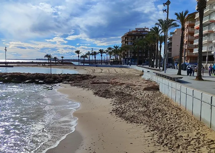 Schoene Mit Pool Und Parking, 50m Zum Strand, Spanien *